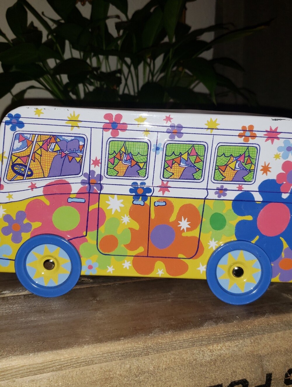 Lush "Magic School Bus" Coin Bank Tin